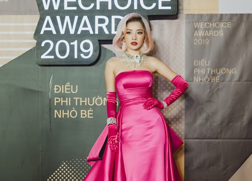 "Mỹ nhân chơi lớn nhất WeChoice Awards 2019" gọi tên Chi Pu: Cosplay hẳn huyền thoại Marilyn Monroe, "chặt đẹp" dàn khách mời