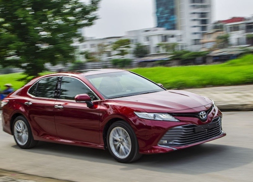 Toyota thành công lớn tại Việt Nam trong năm 2019, trăn trở về ngành công nghiệp ô tô Việt Nam.