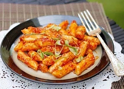 Cách làm Tokbokki ngon đúng chuẩn vị kiểu Hàn Quốc