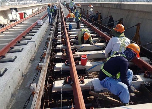 Công trường metro tất bật những ngày cuối năm