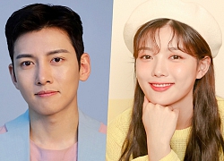 Ji Chang Wook nên duyên với đàn em kém 12 tuổi Kim Yoo Jung trong phim của đạo diễn 'Linh mục nhiệt huyết'?