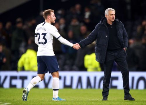 BẢN TIN SÁNG 18/1: Mourinho nổi điên với Conte