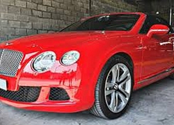 Bentley 'già' chào mua hơn 8 tỷ đồng kèm quảng cáo: "Xe này đỗ nhiều hơn đi"