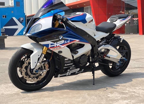 BMW S 1000 RR đời cũ "nâng đời" hàng trăm triệu tại Việt Nam, giá vẫn rẻ hơn bản M Performance 2020