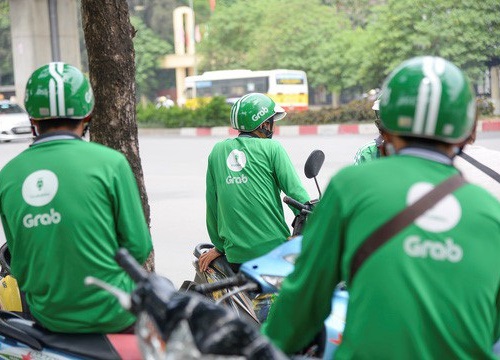 Cận Tết đặt GrabBike chuyển 23 triệu đồng, khách nữ hoảng hốt khi tài xế ôm tiền bỏ trốn không một dấu vết