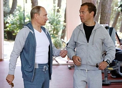 Dmitry Medvedev và 30 năm bên cạnh TT Putin