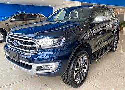 Ford Everest 2020 về đại lý, sẵn sàng tới tay khách hàng để đón Tết