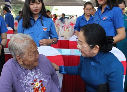 Họp mặt truyền thống chiến khu An Phú Đông