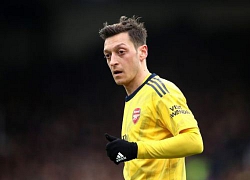 Mesut Ozil chốt tương lai chắc nịch