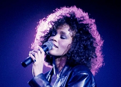 Tám năm sau khi qua đời, Whitney Houston sẽ có tên trong Đại sảnh Danh vọng Rock and Roll