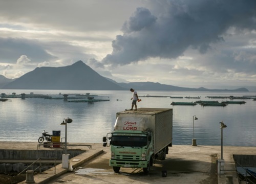 5.000 viên gạch mỗi ngày từ rác nhựa và tro núi lửa tại Philippines