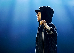 Eminem bị chỉ trích là &#8216;láo xược&#8217; khi nói âm nhạc của mình như&#8230;bom nổ tại buổi diễn của Ariana Grande