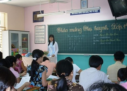 "Sớ chi tiêu" chi chít, dài dằng dặc ở nhiều trường học