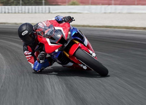 Honda CBR1000RR-R 2021 Fireblade SP lộ diện, giá từ 28.000 USD