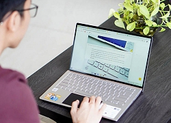 Trên tay ASUS ZenBook UX434FA hai màn hình: Một dùng làm việc, một dùng giải trí cùng lúc!