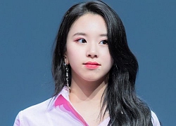 Chaeyoung (TWICE) cảnh báo về kẻ làm lộ số điện thoại, tự nhận là bạn trai của Nayeon