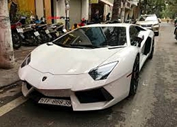 Lamborghini Aventador LP700-4 chính hãng duy nhất tại Việt Nam bất ngờ đón Tết tại Hà Nội, xuất hiện trên đường với màn khạc lửa ấn tượng