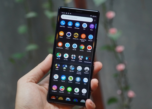 Trên tay Xperia 5 tại Việt Nam: Không biết Sony Fan kết "em" này không ta?