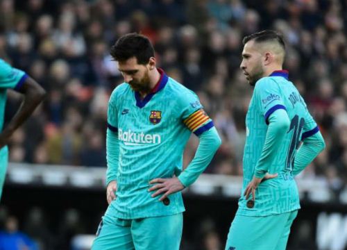 Sau vòng 21 Liga: Barca và Atletico "lì xì' cho Real