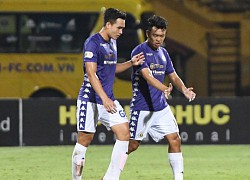 Bộ đôi trung vệ tuyển U23 thẫn thờ, thất vọng sau khi mắc lỗi khiến Hà Nội FC thủng lưới