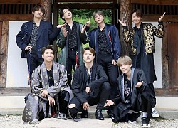 BTS được khen khi nhiều lần mặc hanbok lên sân khấu