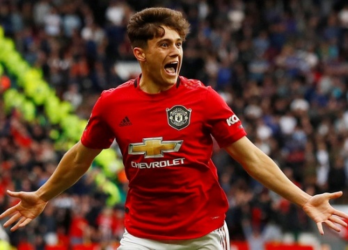 HLV Solskjaer và ban lãnh đạo bất đồng vì Daniel James