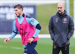 Pep Guardiola trở thành con tin của chính mình