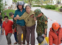 Bão số 9: Khẩn cấp sơ tán