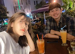 Cầu thủ Minh Vương khoe ảnh thân thiết với YouTuber Hậu Hoàng, dân tình thi nhau đẩy thuyền "Vương Hậu"