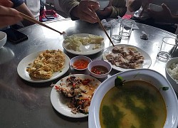 Chủ quán ăn ở Quảng Trị vay tiền để mời cơm các đoàn từ thiện