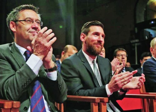 Chủ tịch Barcelona ra đi vì Lionel Messi?