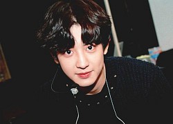 Giữa phốt chấn động, Chanyeol (EXO) bị "đào" lại vụ việc đáng nghi từ năm ngoái: Lỡ lộ bạn gái bí mật, nhưng SM nói dối để lấp liếm?