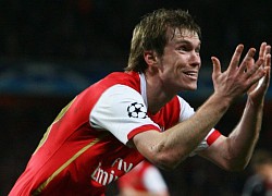Hleb hối hận khi rời Arsenal để đến Barca
