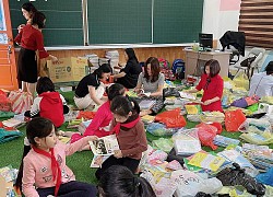 Học sinh Nghệ An quyên góp sách, vở gửi đến học sinh vùng tâm lũ
