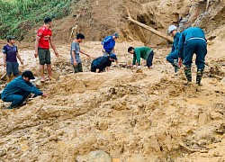 Sạt lở kinh hoàng ở Quảng Nam: Mưa trở lại tại hiện trường