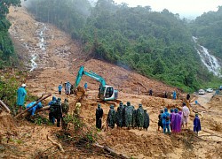 Quảng Bình: Tìm thấy thi thể 2 người dân bị sạt lở, vùi lấp ở rừng Thác Voi