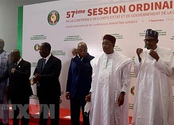 ECOWAS dỡ bỏ các biện pháp trừng phạt Mali sau cuộc binh biến