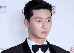 Park Seo Joon "cà khịa" Park Bo Gum không trả lời tin nhắn ở Record of Youth: Màn trả lễ cameo này hơi gắt à nha!