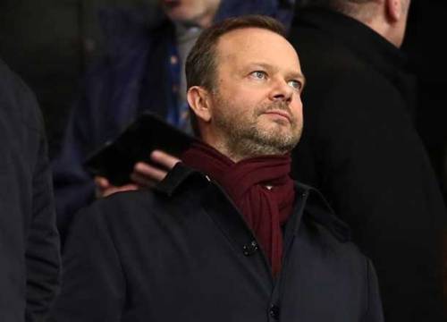 Sợ bị fan MU "tẩn", Ed Woodward thuê bảo vệ nghiêm ngặt cuối kỳ chuyển nhượng