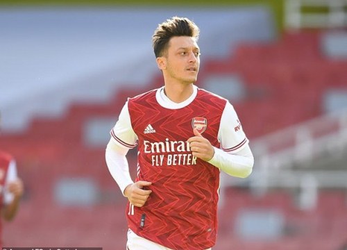 Arsenal nỗ lực đẩy Oezil khỏi Emirates trước kỳ chuyển nhượng mùa Đông