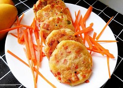 Bánh khoai tây- cà rốt tuyệt ngon, lại giàu dinh dưỡng, bé ăn hoài không chán