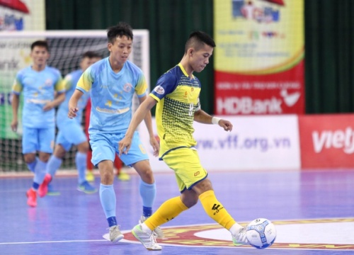 Ghi 2 bàn trong 15 giây, Cao Bằng thắng SS.KH vòng 12 giải futsal VĐQG