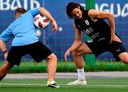 MU ngoan cố Cavani, Messi suýt về Chelsea