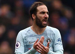 Sau màn ra mắt thảm họa, Gonzalo Higuain tỏa sáng với siêu phẩm sút phạt