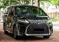 Chi tiết Lexus LM300h chào bán 9,2 tỷ đồng tại Việt Nam