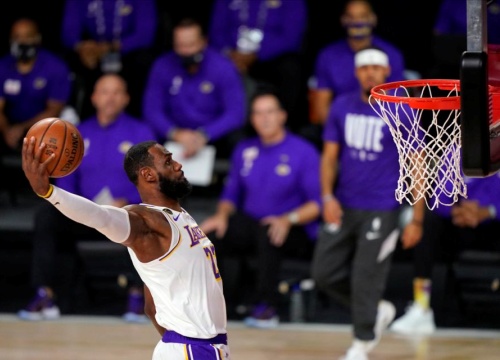 LeBron James lập nhiều kỷ lục trong ngày Lakers lên ngôi vô địch NBA