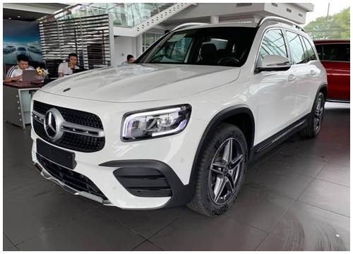 Lộ diện Mercedes-Benz GLB gần 2 tỷ đồng tại Việt Nam: Ngoại hình bề thế, nội thất siêu sang