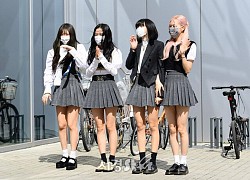 Nhóm nữ nào cũng mặc đồng phục lên "Knowing Bros" nhưng BLACKPINK đẳng cấp nhất