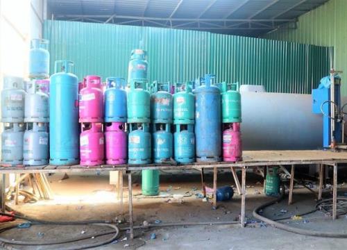 Phát hiện một xưởng sang chiết nạp gas trái phép quy mô lớn ở Hải Phòng