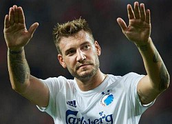 'Thánh Bendtner' vẫn sốc về thời đánh bạc mất 400.000 bảng chỉ sau 90 phút